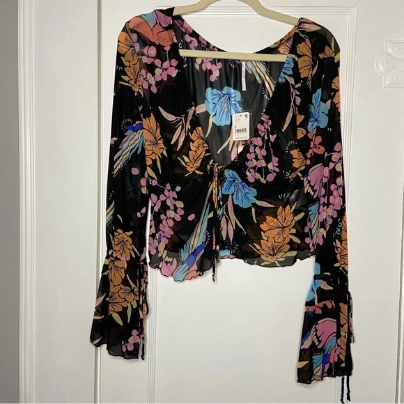Free People Of Paradise Black Floral Sheer Crop Top size Small NEW - Picture 5 of 15